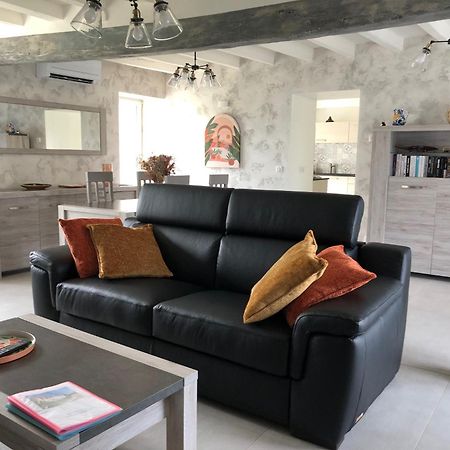 Les Mimosas Villa Gracay Bagian luar foto