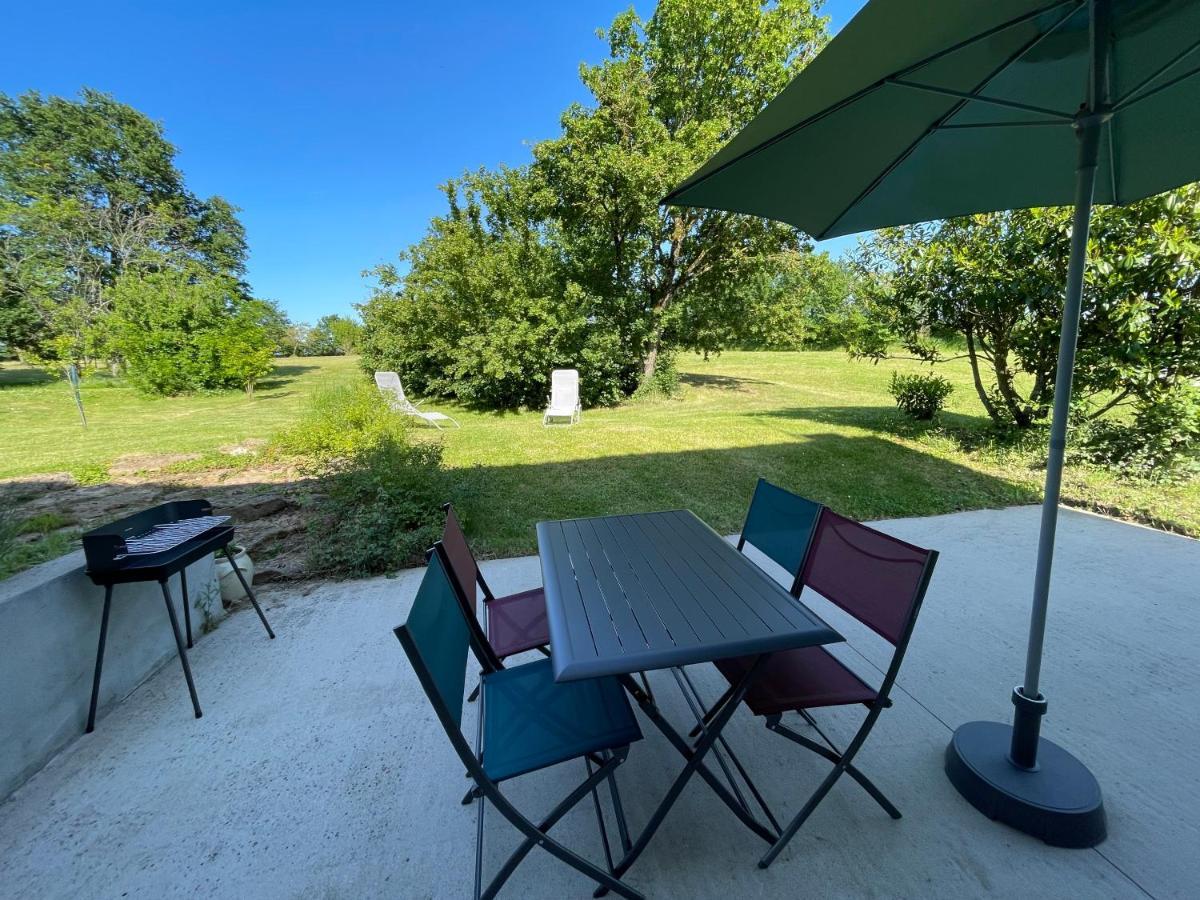 Les Mimosas Villa Gracay Bagian luar foto